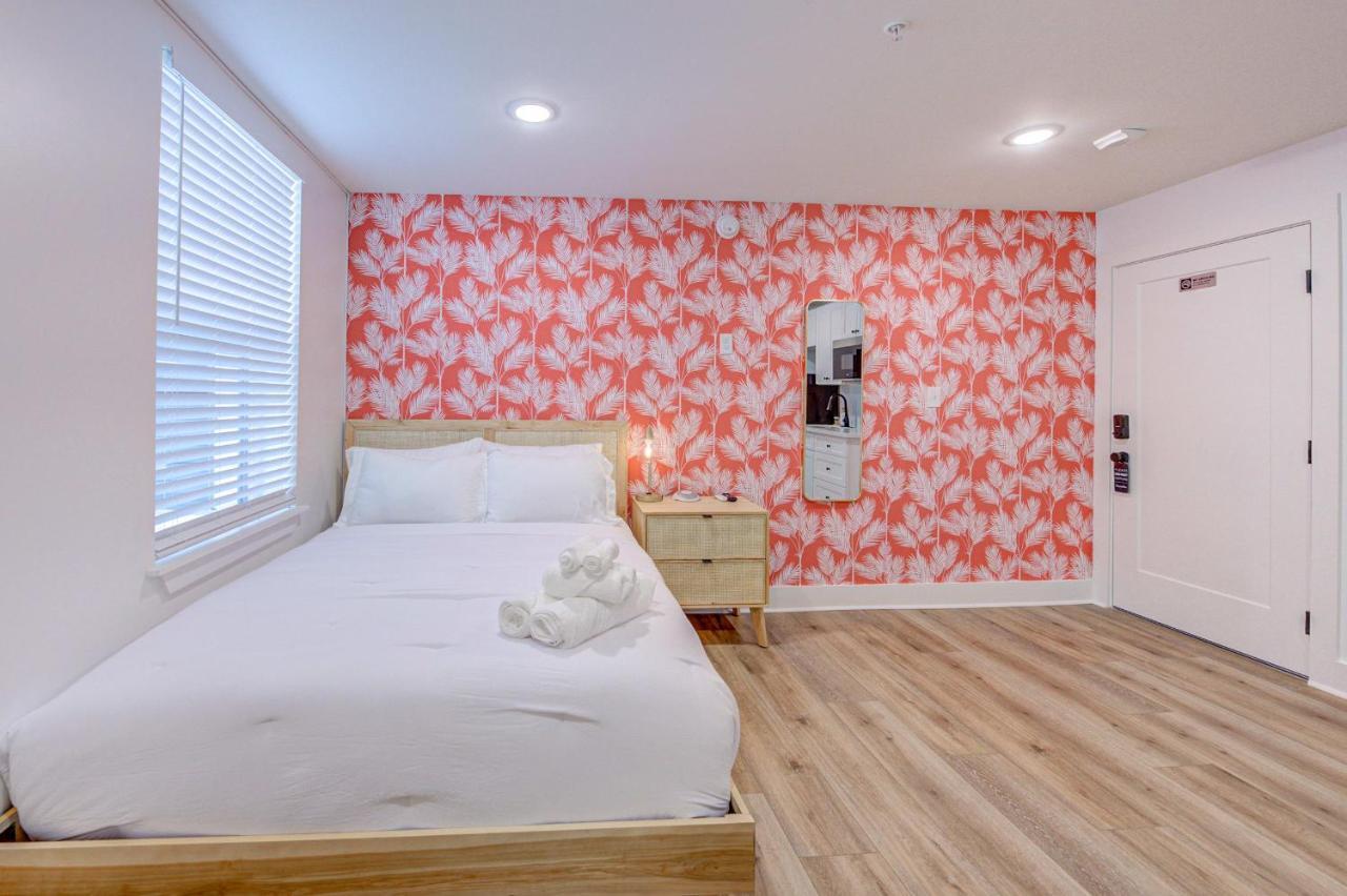 Let'S Surf Studio Apartment Galveston Exterior photo